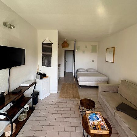 Sejour Au Port Apartment Hyeres Luaran gambar